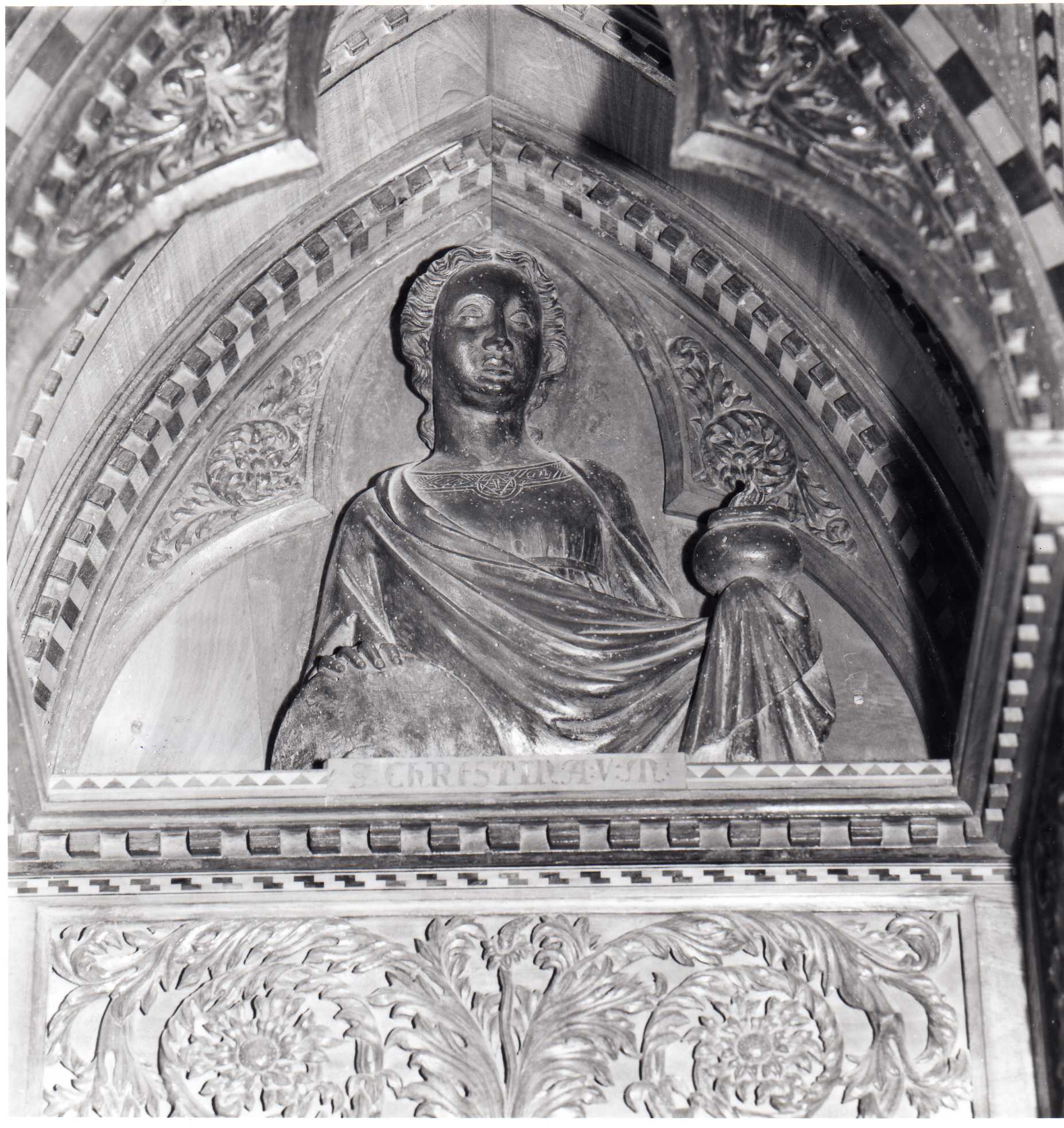Santa Cristiana Vergine e Martire (scultura - altorilievo, complesso decorativo) - ambito dell'Italia centrale (metà XIV)