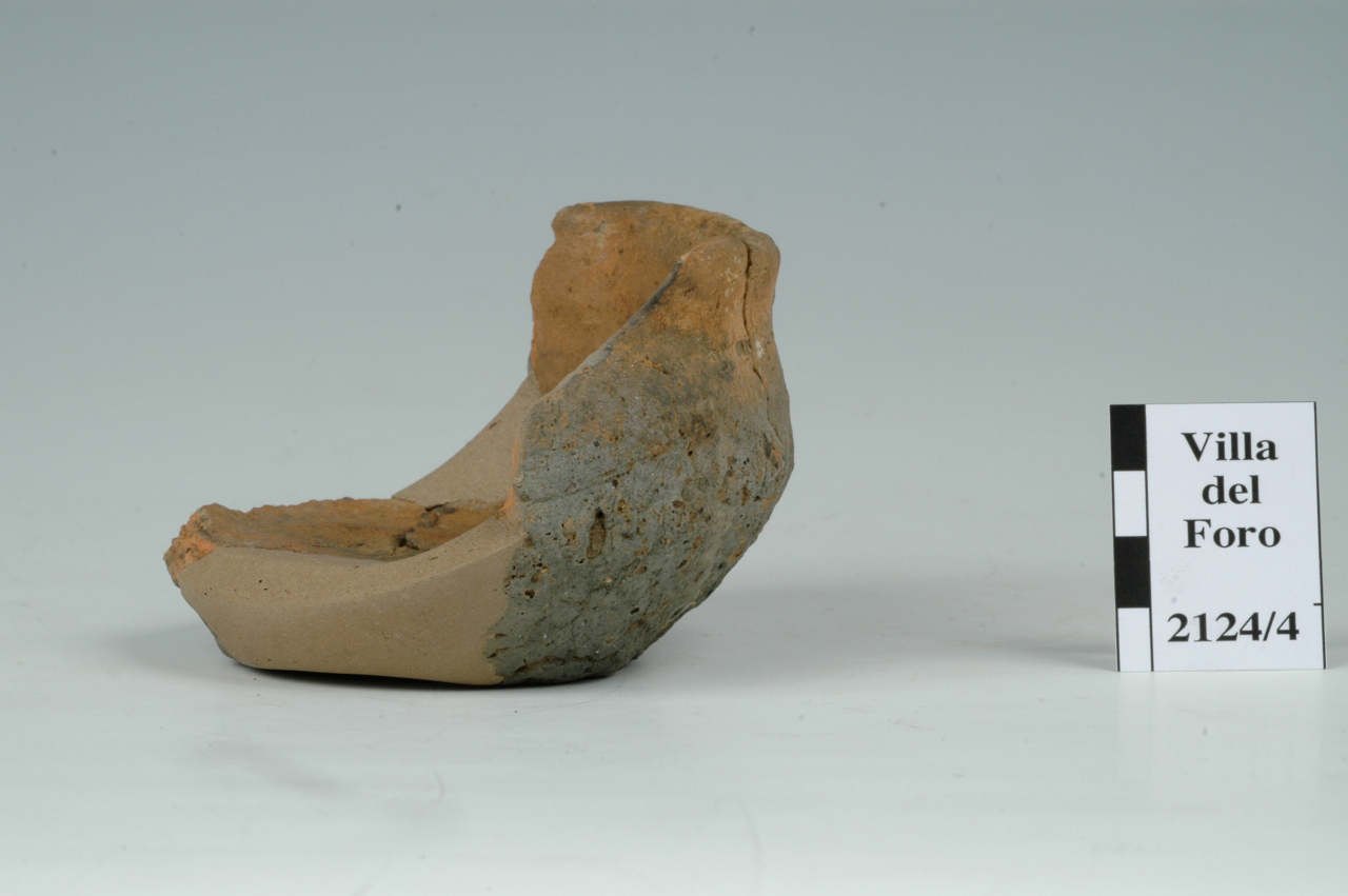 scodella carenata - cultura ligure dell'età del Ferro (media età del Ferro)