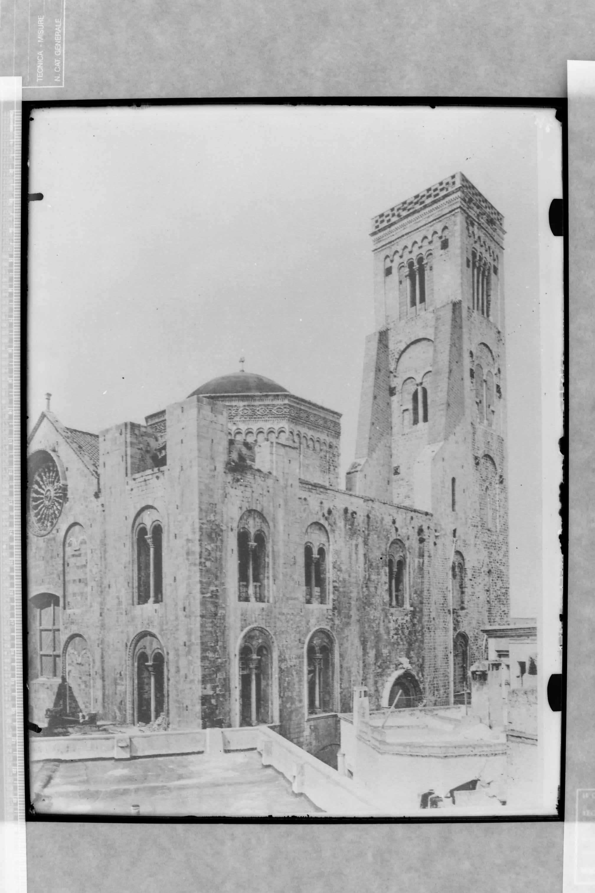 Bari-Cattedrale (Duomo) (negativo) di Ceccato (secondo quarto XX)