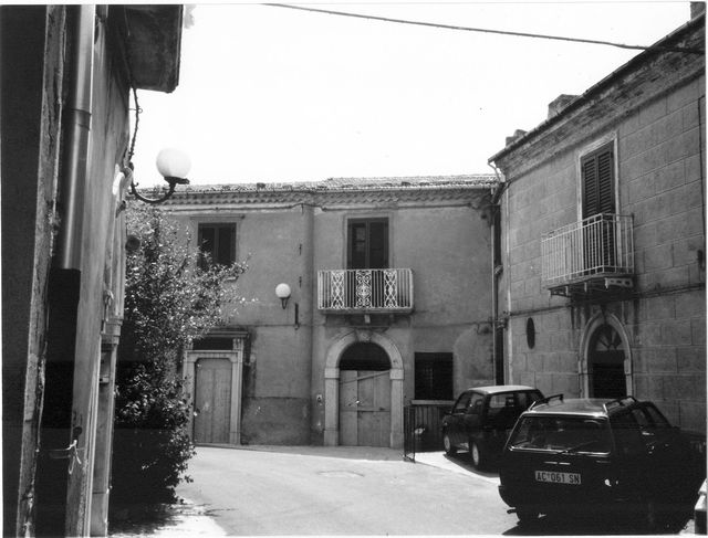 palazzo Corsi-Danza (palazzo, gentilizio, plurifamiliare) - Casacalenda (CB) 