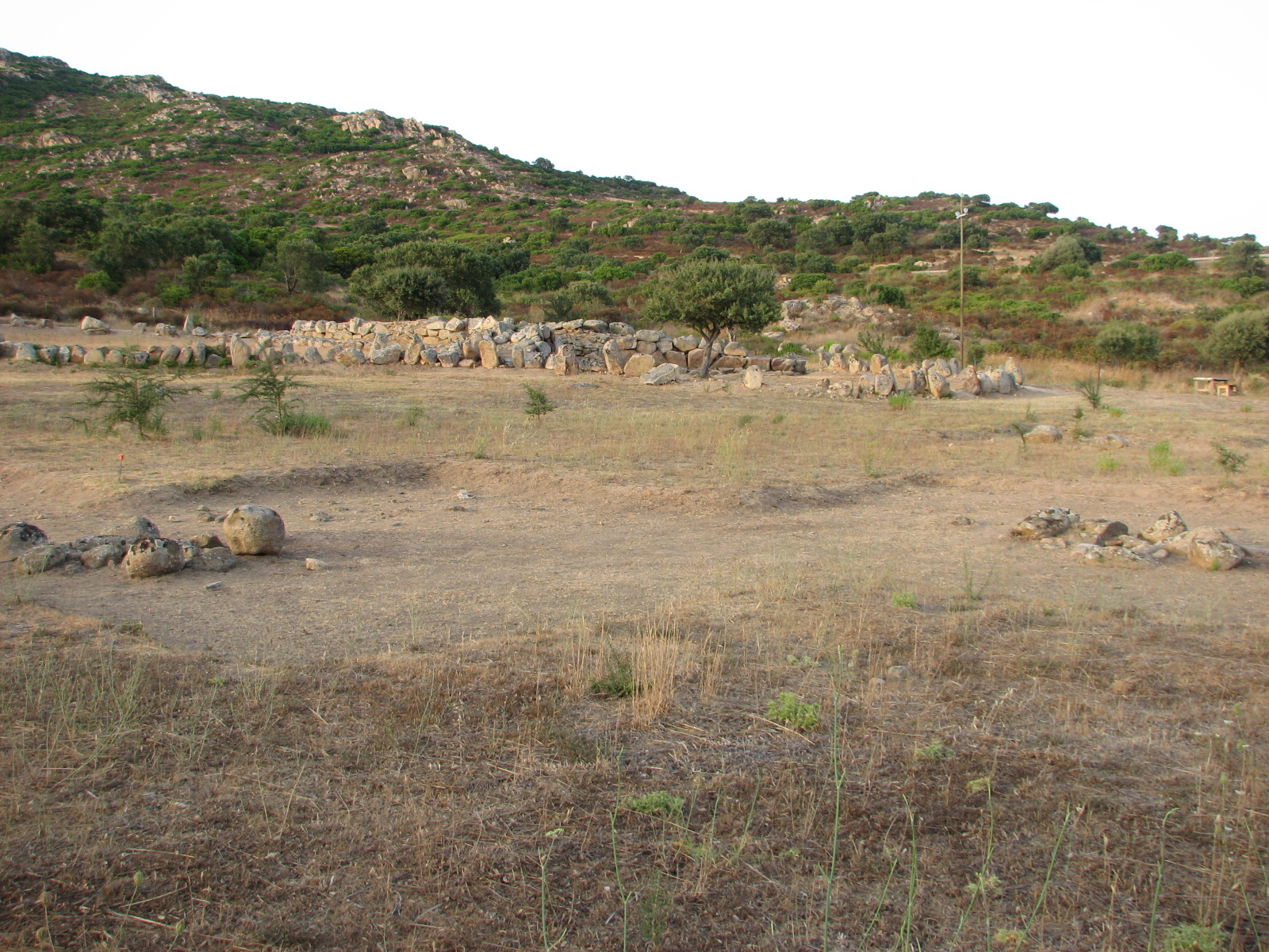 Tomba di giganti di san cosimo (area ad uso funerario, tomba)