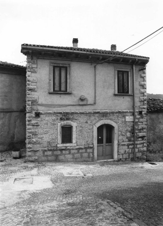Casa Procario-Masucci (casa, bifamiliare) - Montenero Val Cocchiara (IS) 