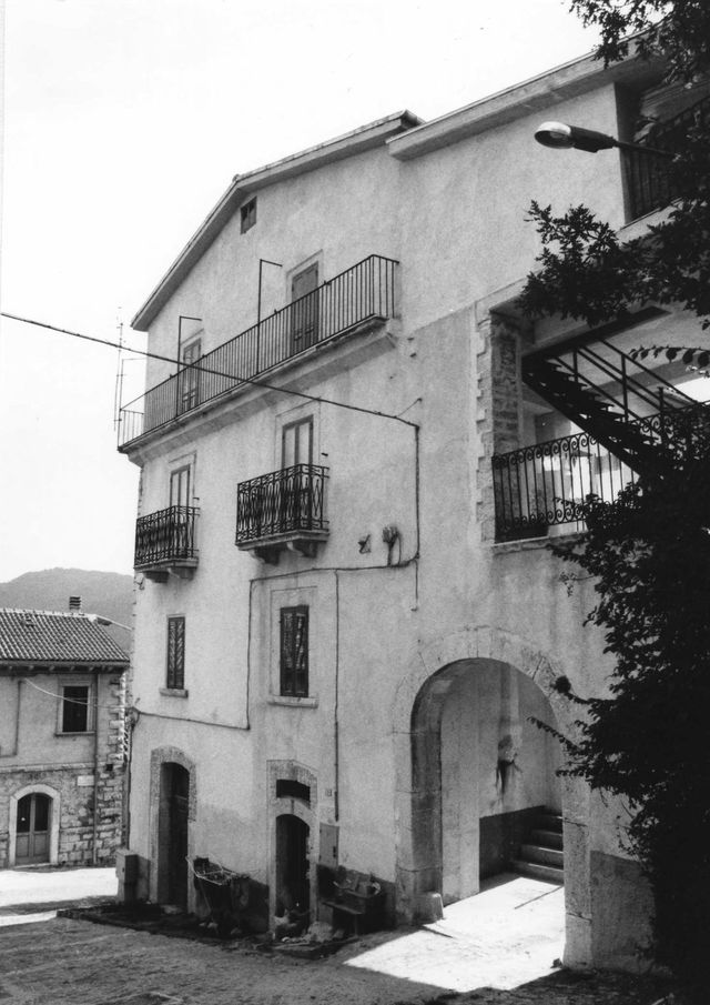 Casa Scalzitti (casa, plurifamiliare) - Montenero Val Cocchiara (IS) 