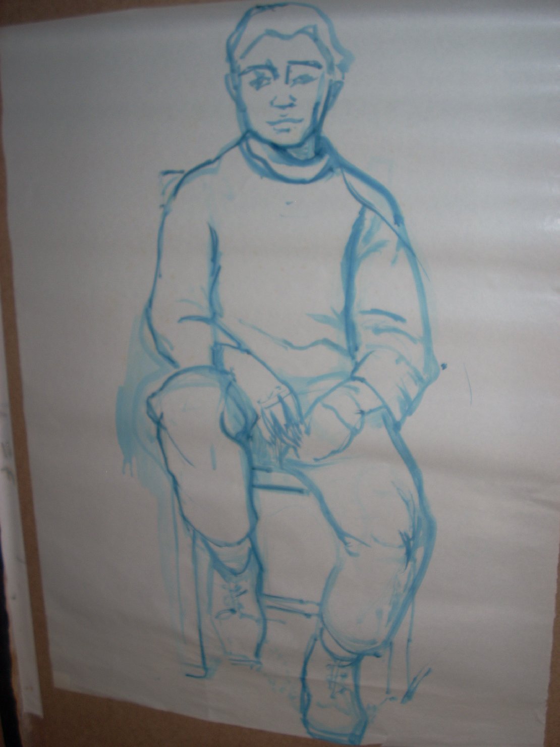 Ragazzo con mani giunte in blu, figura maschile seduta (disegno) di Ciamarra Elena (sec. XX)