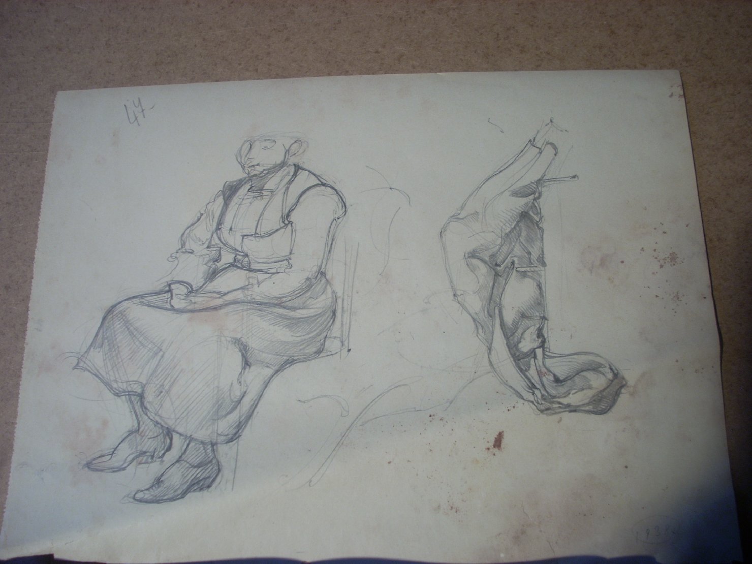 Schizzi vari di Assunta e piega, figura femminile seduta (disegno) di Ciamarra Elena (sec. XX)