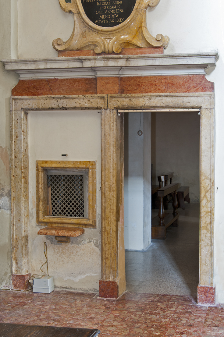 mostra di porta, elemento d'insieme di Toschini Giovanni (sec. XVII)