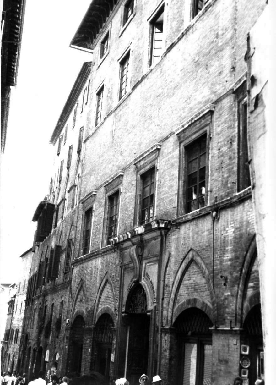 Palazzo Patrizi in via di Città (palazzo, nobiliare) - Siena (SI)  (XVI; XVI)
