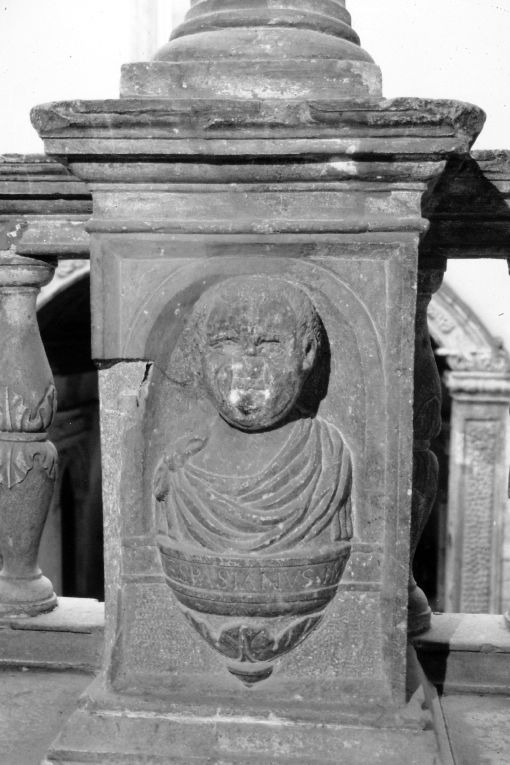 Busto dell'imperatore Vespasiano (rilievo) - ambito napoletano (sec. XVII)
