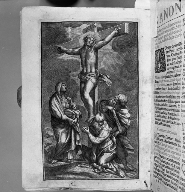 Cristo crocifisso con la Madonna e San Giovanni Evangelista (stampa) di Desbois Martial (attribuito) (seconda metà sec. XVII)