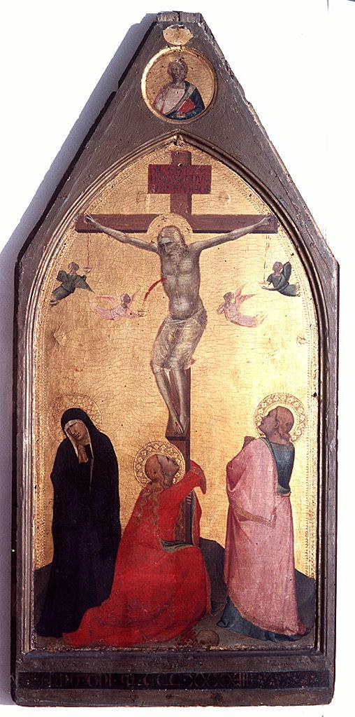 crocifissione di Cristo con la Madonna, San Giovanni evangelista e Santa Maria Maddalena, Dio Padre (dipinto) di Daddi Bernardo (sec. XIV)