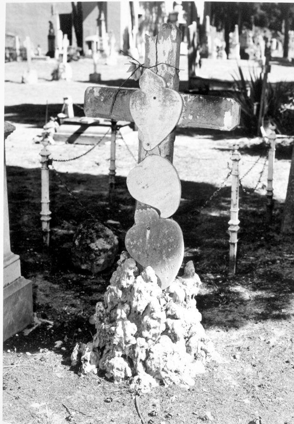 Rafaelico scano-gaetano moreno frau (monumento funebre)