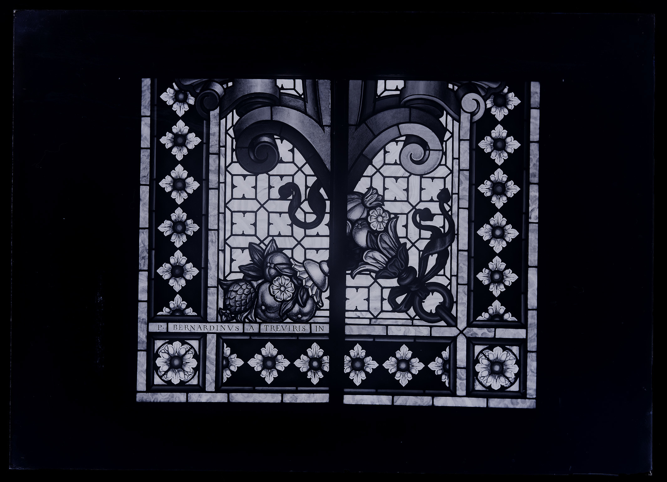 L0105 (negativo) di studio di vetrate artistiche Moretti-Caselli (fine/ inizio XX/ XXI)