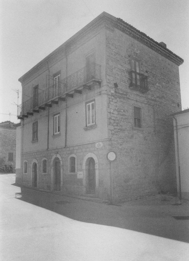 Palazzo Antonecchia (palazzo, gentilizio) - Casalciprano (CB) 