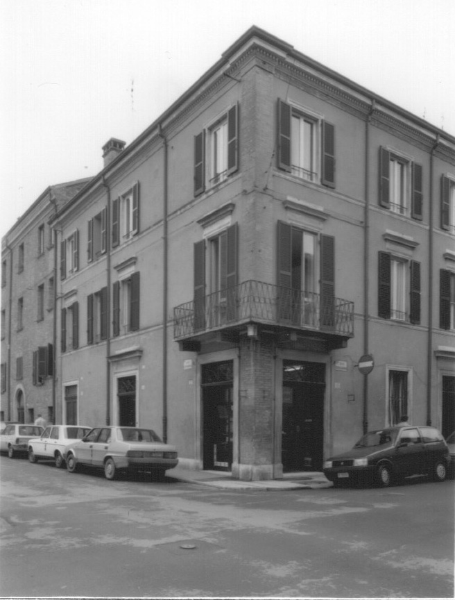 Complesso edilizio di via Savonarola (casa, plurifamiliare) - Ferrara (FE)  (XIII, fine)