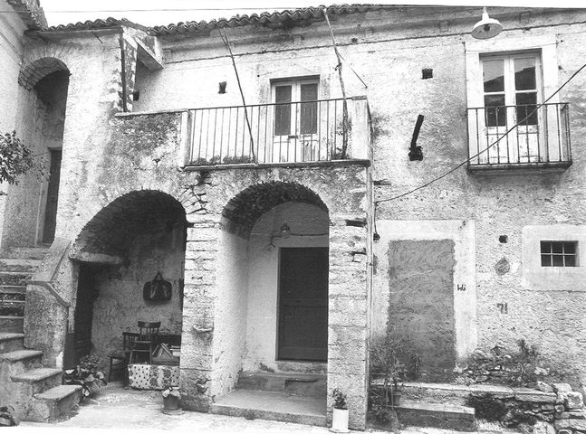 Casa Di Bona-Marzella (casa, bifamiliare) - Filignano (IS) 