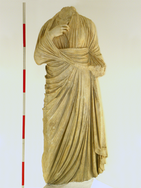 Clodia Anthianilla (testa femminile) - Produzione romana (prima meta' sec. II d.C)