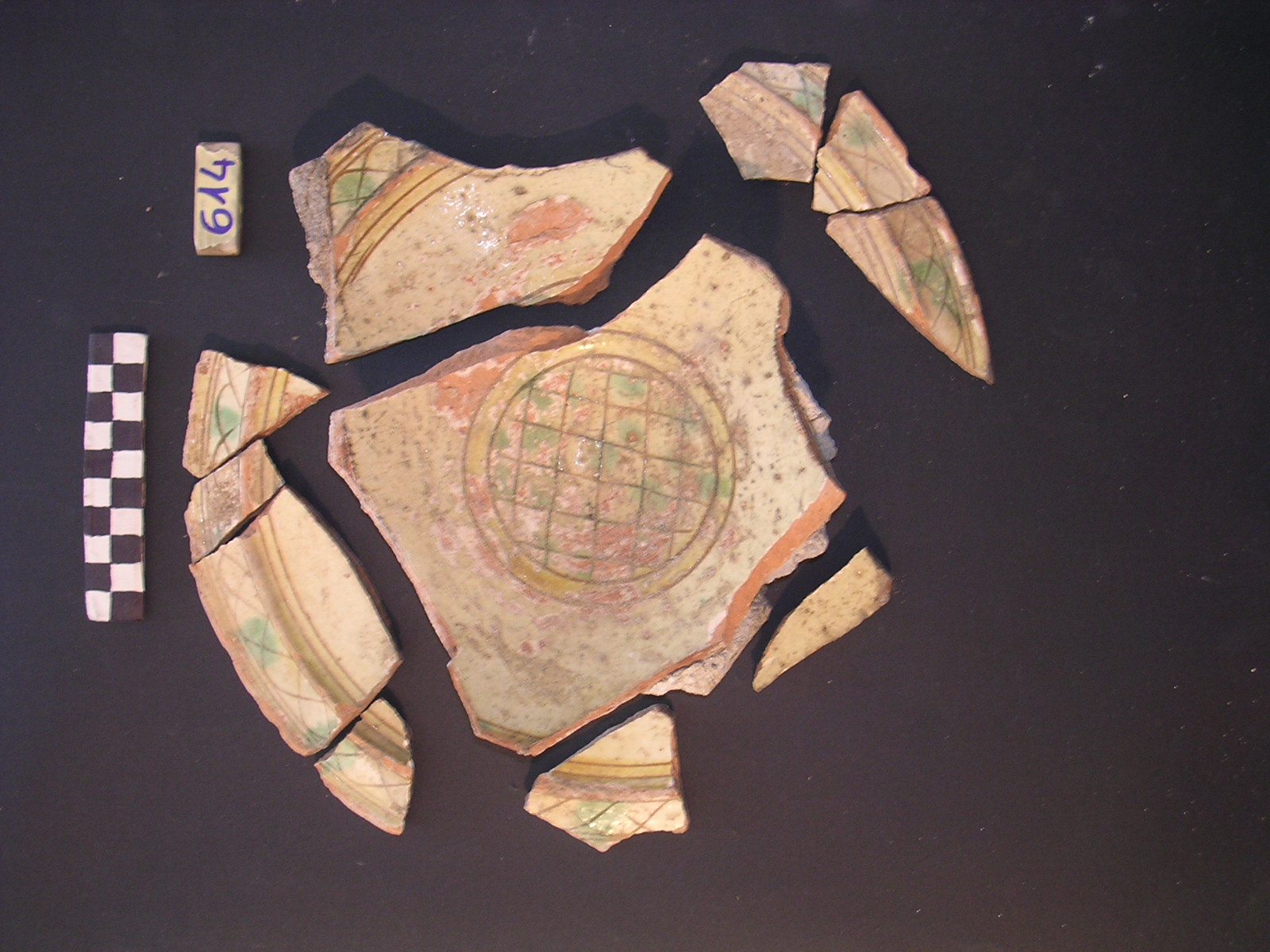 vaso - graffita arcaica ligure - produzione ligure (meta' sec. XIII)