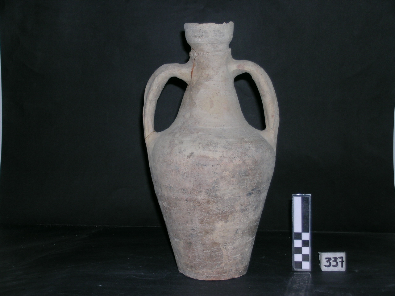 vaso - acroma depurata - produzione siciliana (meta' sec. XIII)