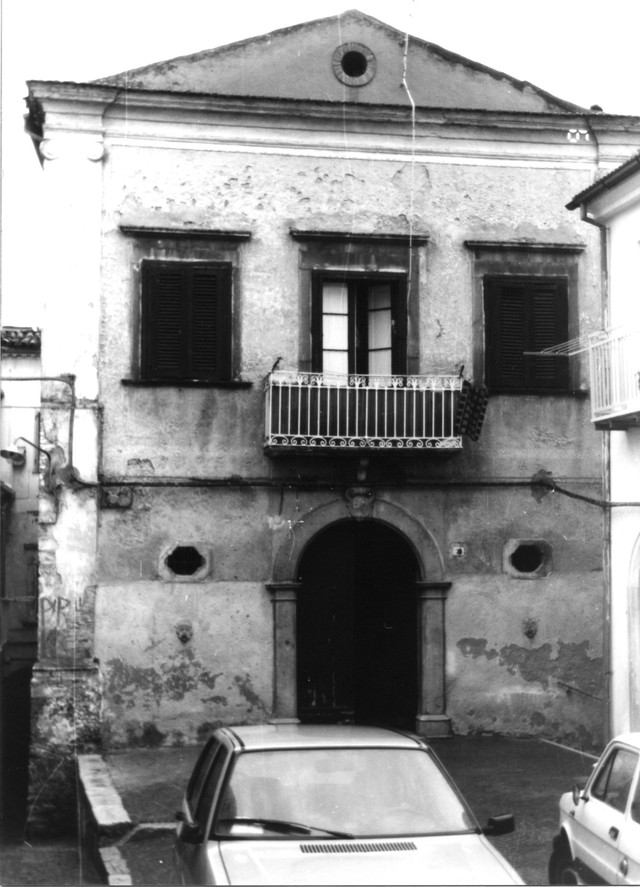 Palazzo Ricci (palazzo, gentilizio) - Larino (CB) 