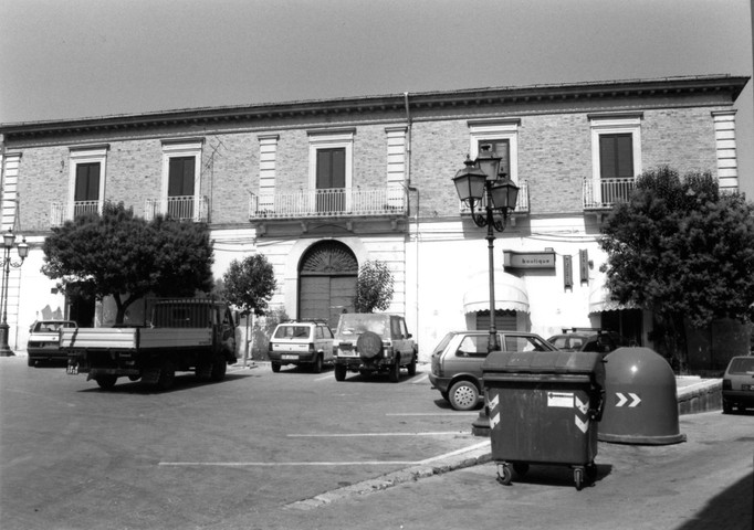 Palazzo Belpulsi (palazzo, gentilizio) - San Martino in Pensilis (CB) 