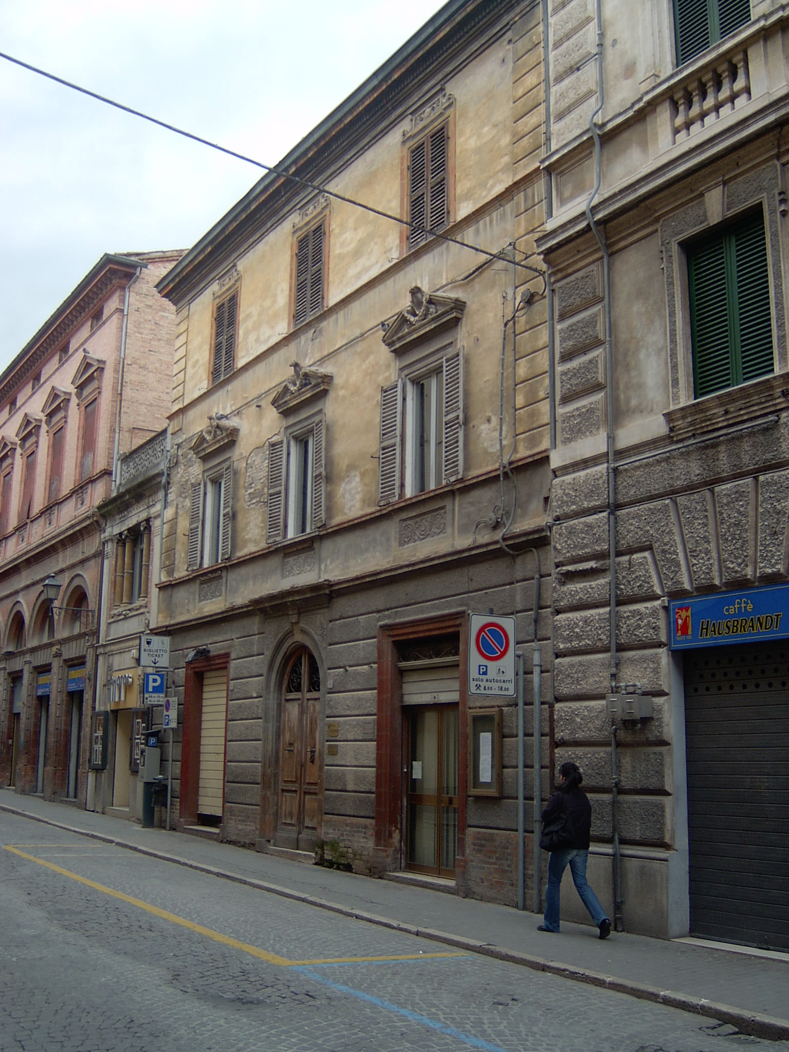 Palazzo di appartamenti (palazzo, di appartamenti) - Matelica (MC) 