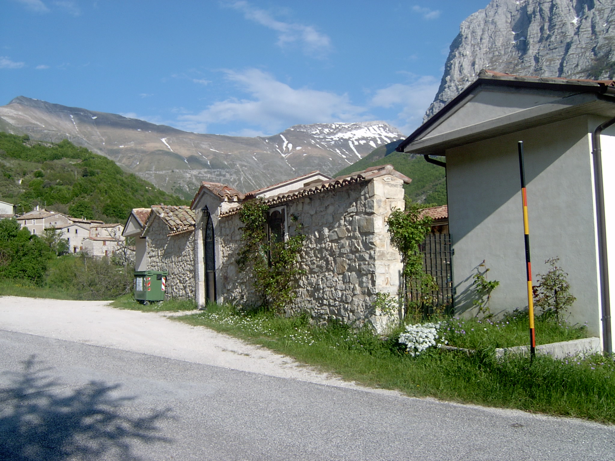 Cimitero comunale di Casali (cimitero, comunale) - Ussita (MC) 