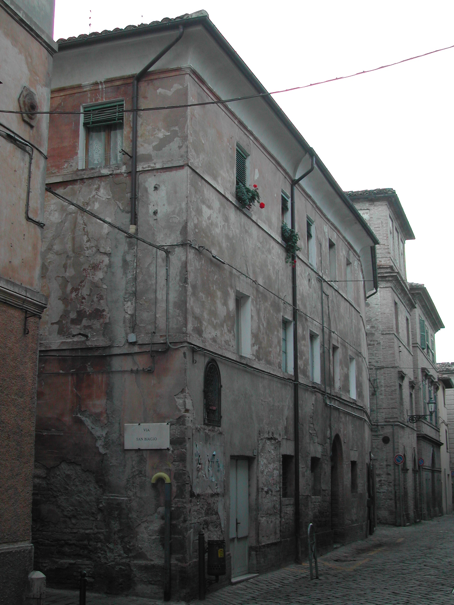 Palazzetto a schiera (palazzetto a schiera) - San Severino Marche (MC) 