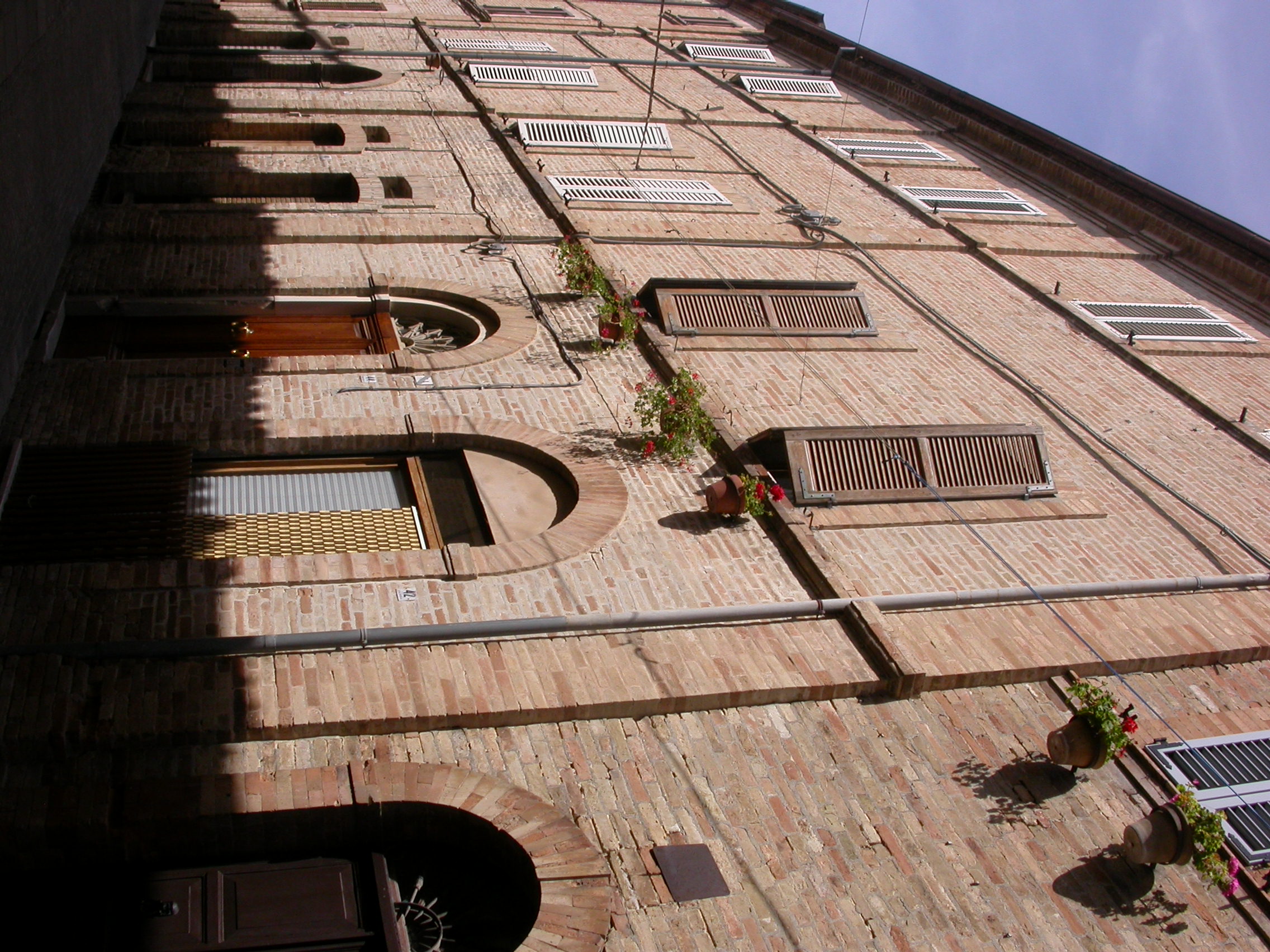Palazzo Vannozzi (palazzo, nobiliare) - Carassai (AP) 