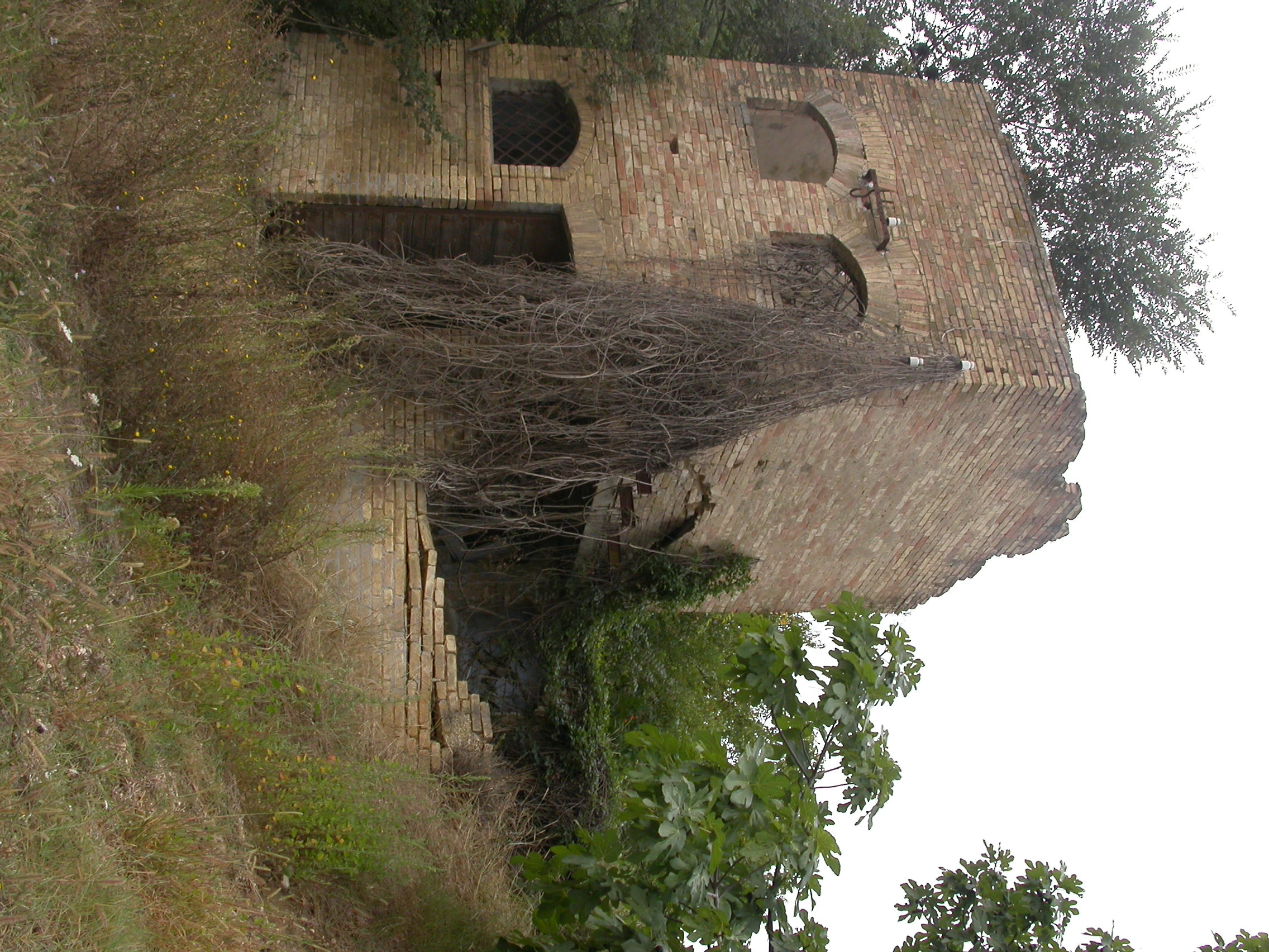 Stazione di pompaggio (stazione, di pompaggio) - Acquaviva Picena (AP) 