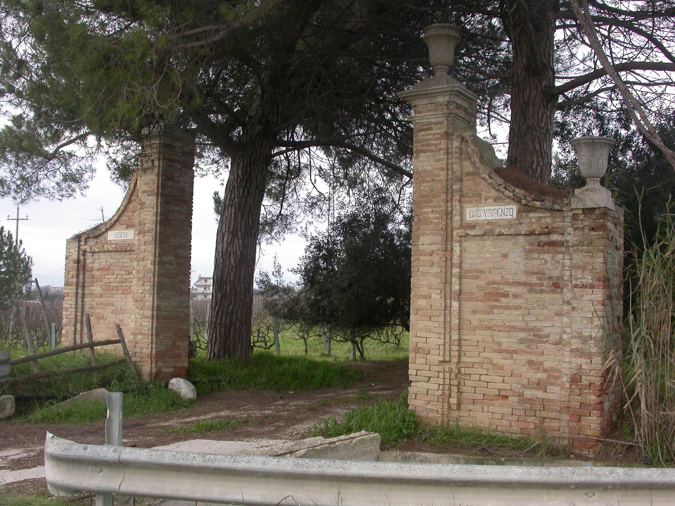 Rosiera S. Vincenzo (villa extraurbana, padronale) - Monteprandone (AP) 