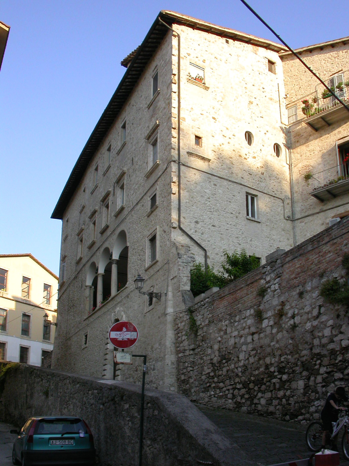 Palazzo signorile con loggiato (palazzo, signorile) - Ascoli Piceno (AP) 