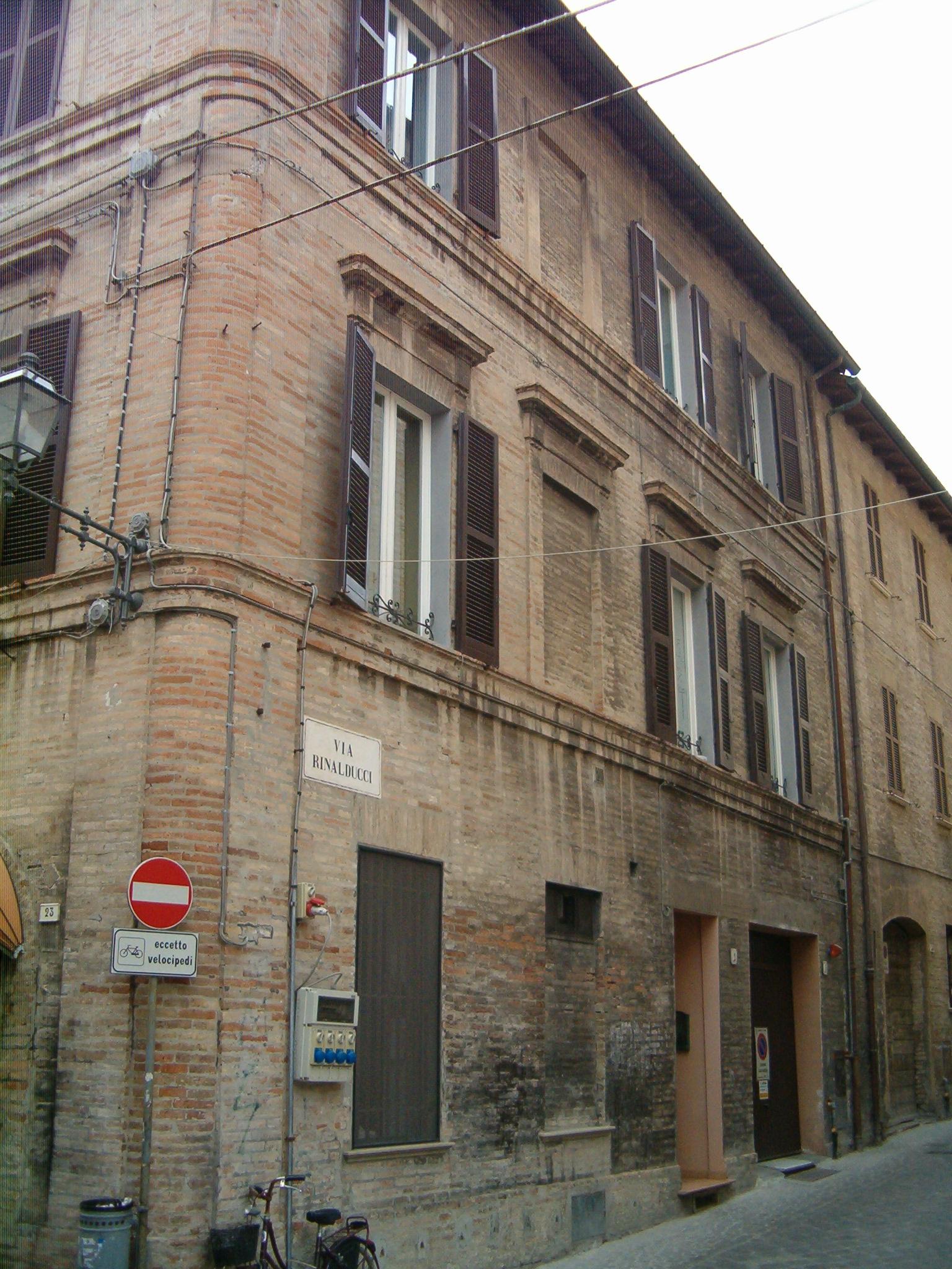Palazzo di appartamenti (palazzo, di appartamenti) - Fano (PU) 