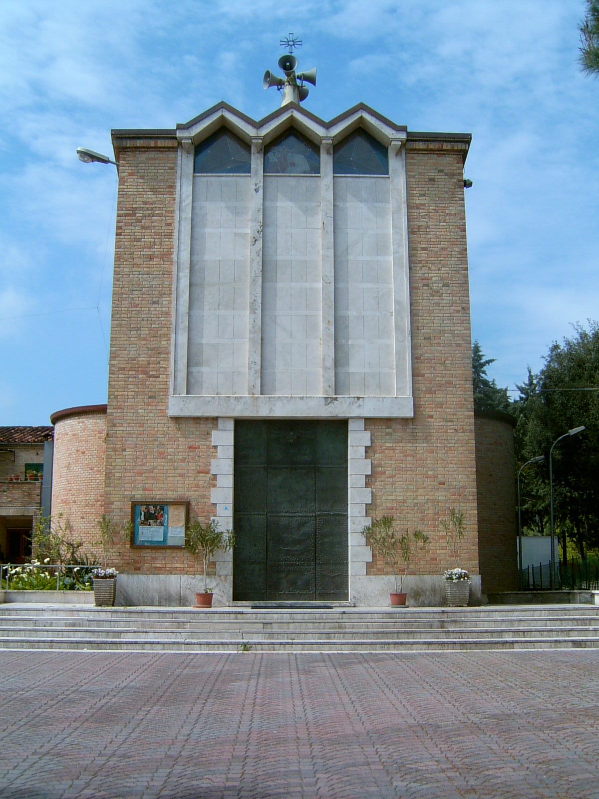 Chiesa di S. Giuseppe Artigiano (chiesa, parrocchiale) - Fermo (AP) 
