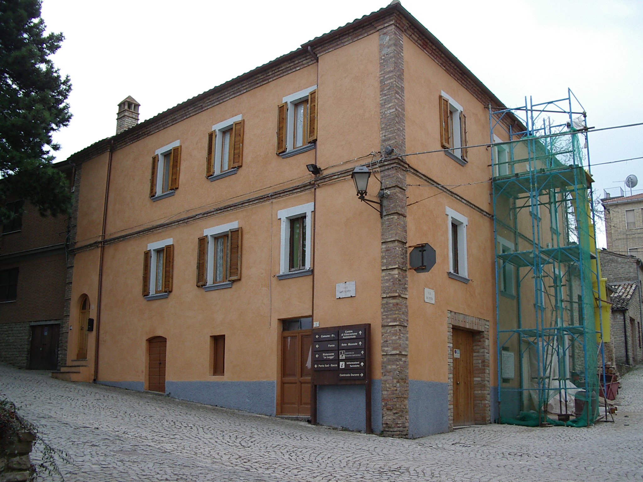 Casa a schiera (casa a schiera) - Smerillo (AP) 