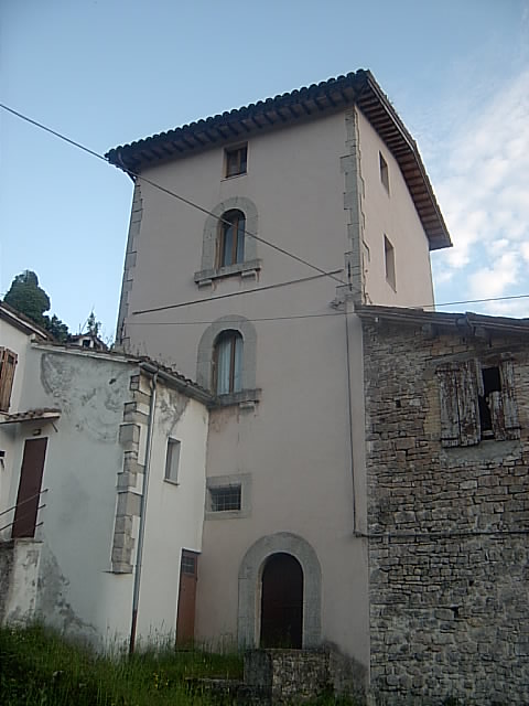 Casa-torre (casa-torre) - Visso (MC) 