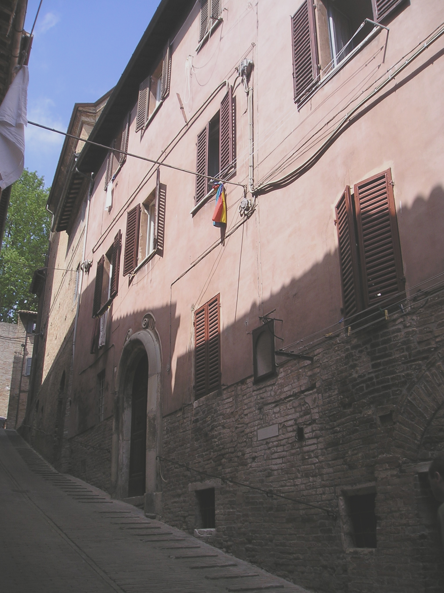 Palazzo di appartamenti (palazzo, di appartamenti) - Urbino (PU) 