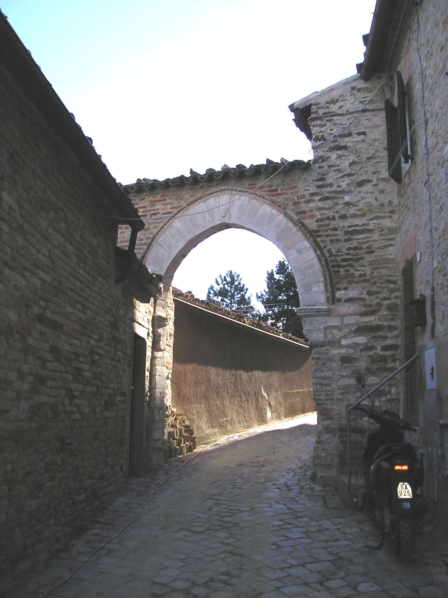 Porta medioevale (porta, castellana) - Urbino (PU) 