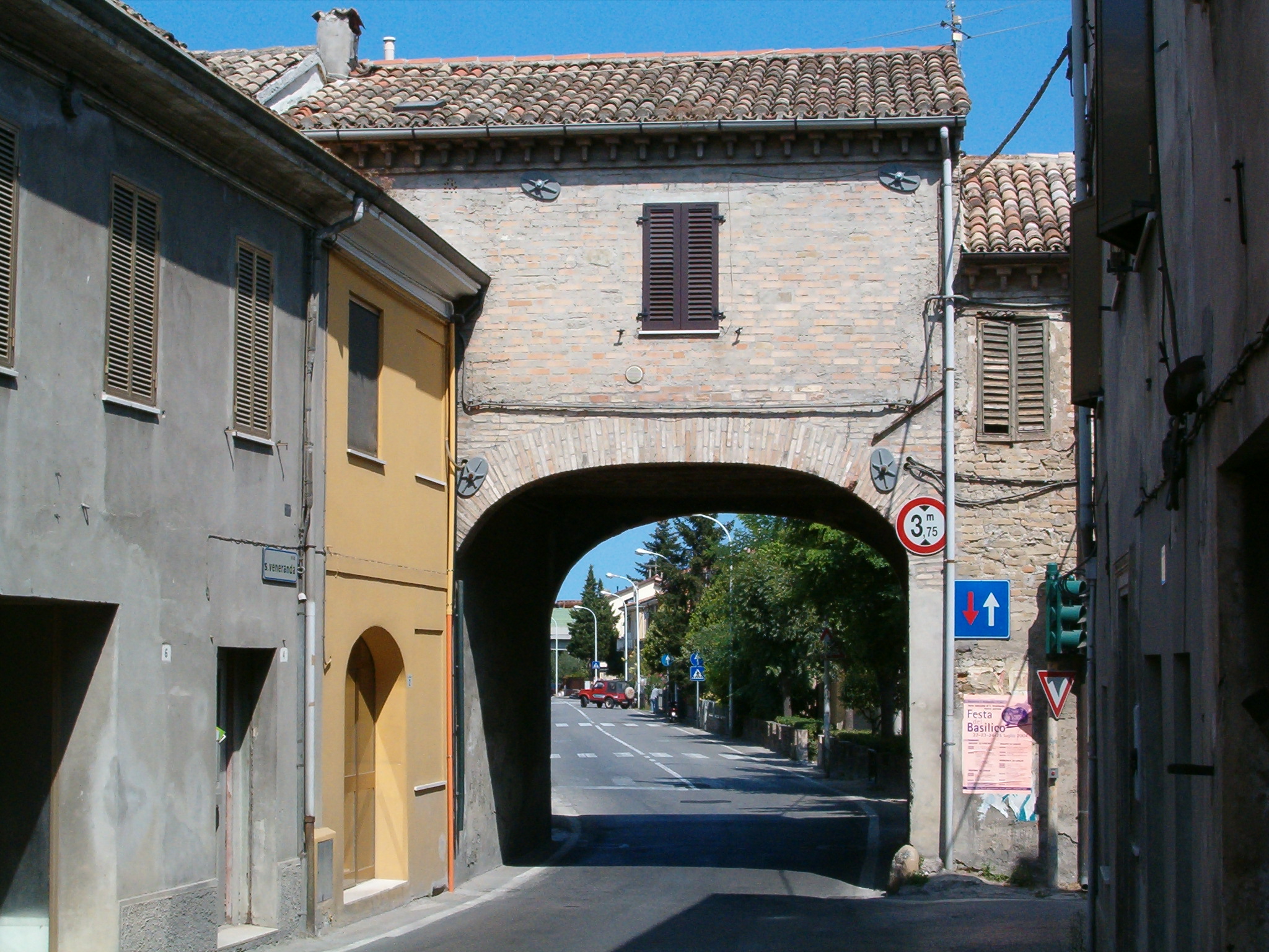 Arco di S. Veneranda (casa-porta) - Pesaro (PU) 