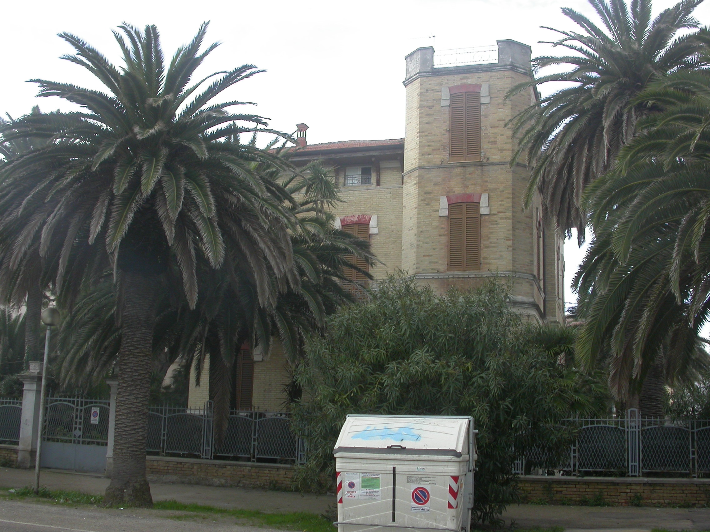 Villino in viale Trieste (villino monofamiliare) - San Benedetto del Tronto (AP) 