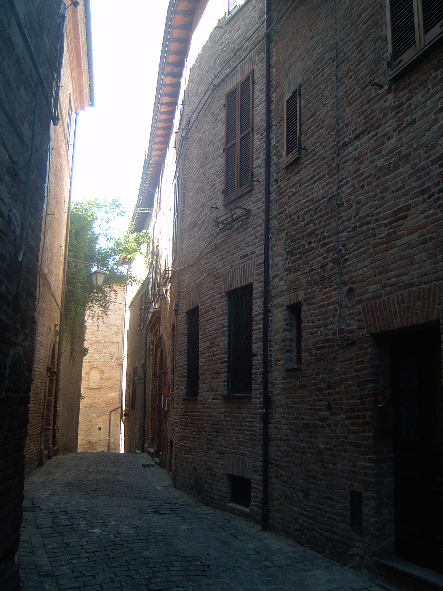 Palazzo di appartamenti (palazzo, di appartamenti) - Sarnano (MC) 