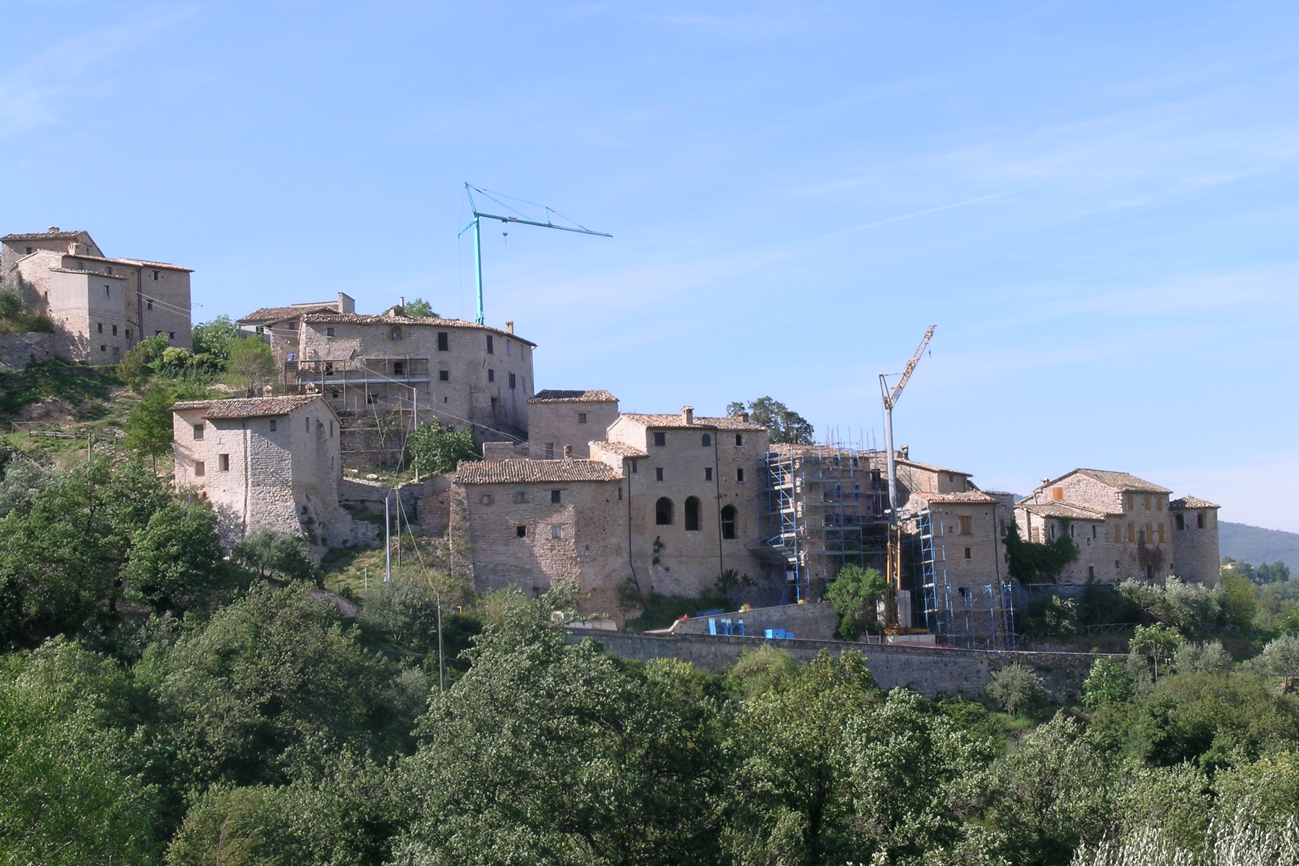Torrione del Castello di Vestignano (torrione, del castello) - Caldarola (MC) 