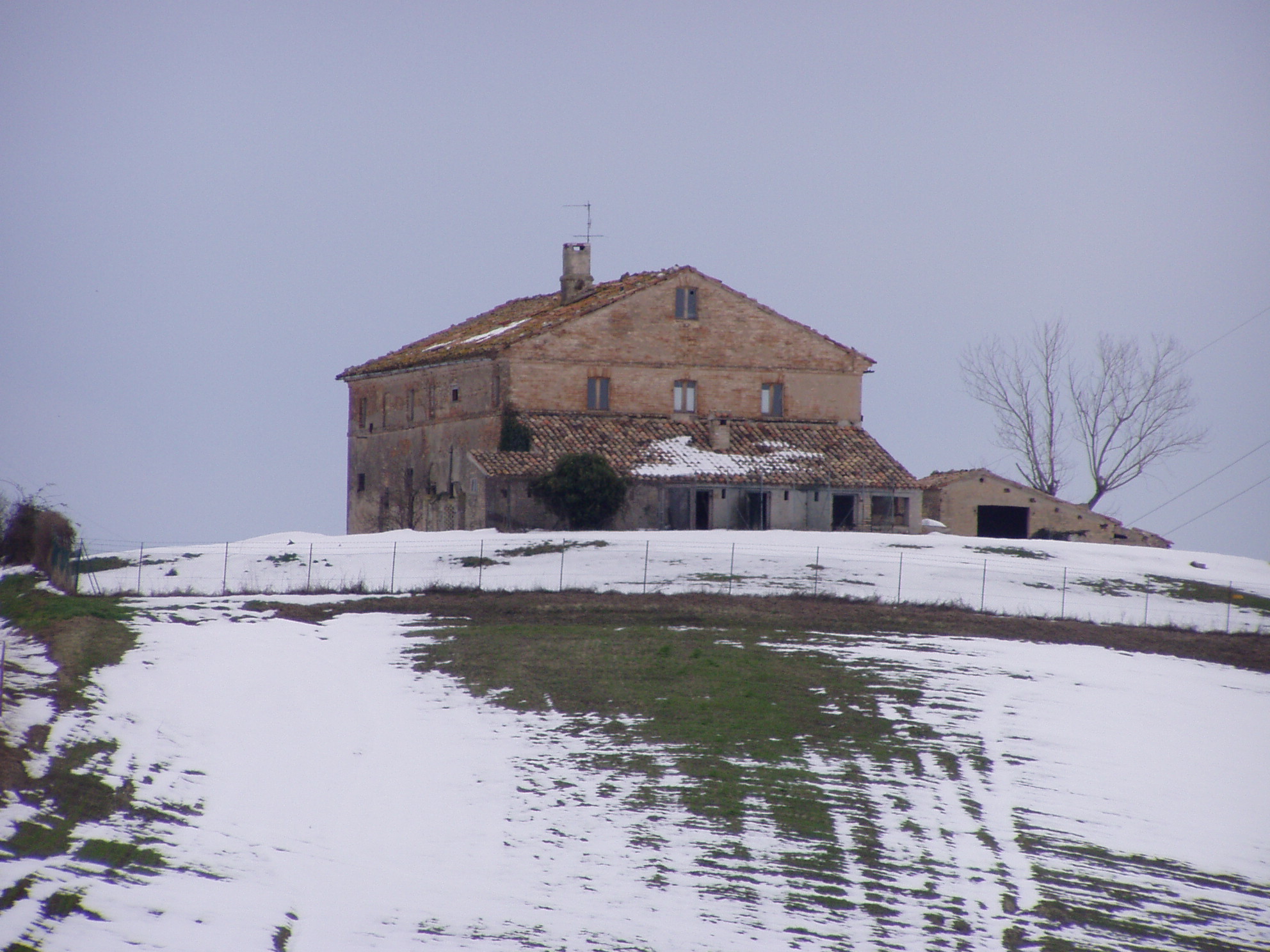 Casa colonica (casa colonica, marchigiana con scala esterna) - Urbisaglia (MC) 