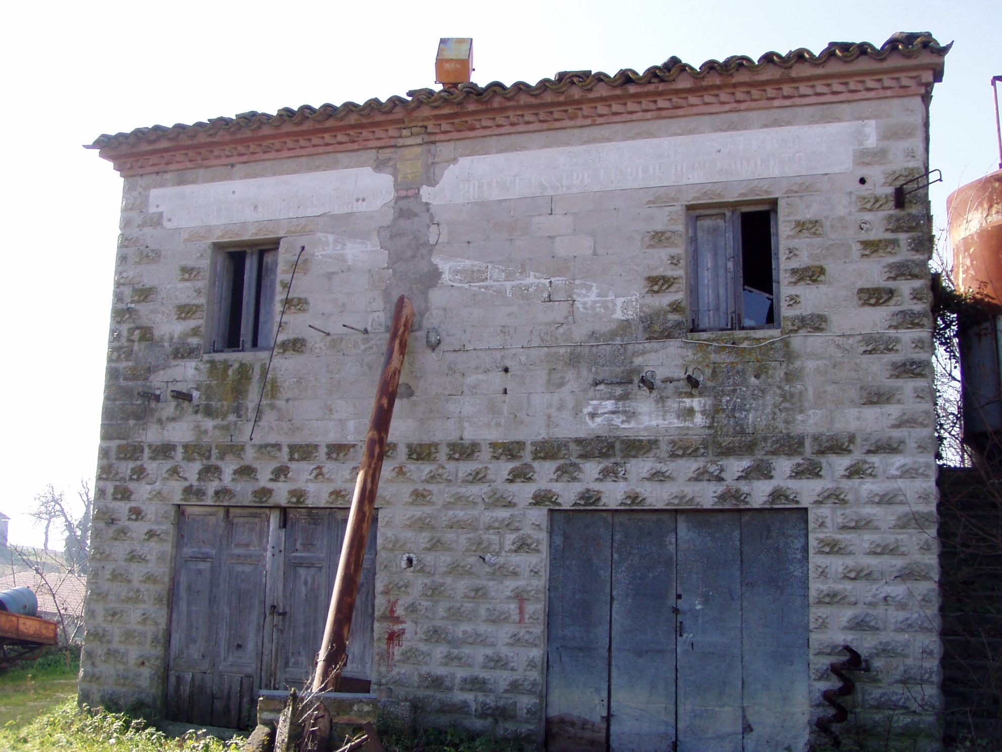 Casa colonica (casa colonica) - Penna San Giovanni (MC) 