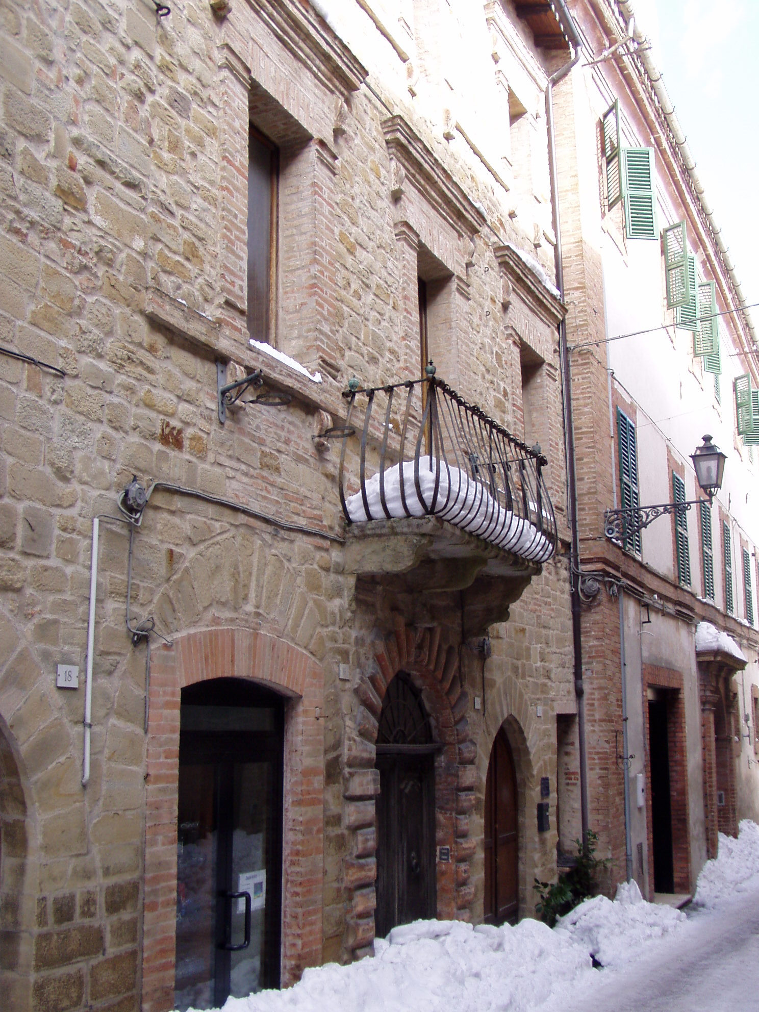 Palazzo di appartamenti (palazzo, di appartamenti) - San Ginesio (MC) 