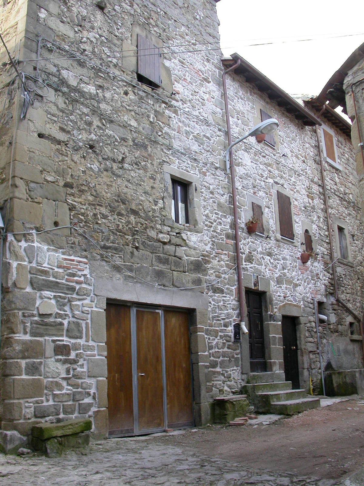 Casa a schiera fortificata (casa a schiera, fortificata) - Montemonaco (AP) 