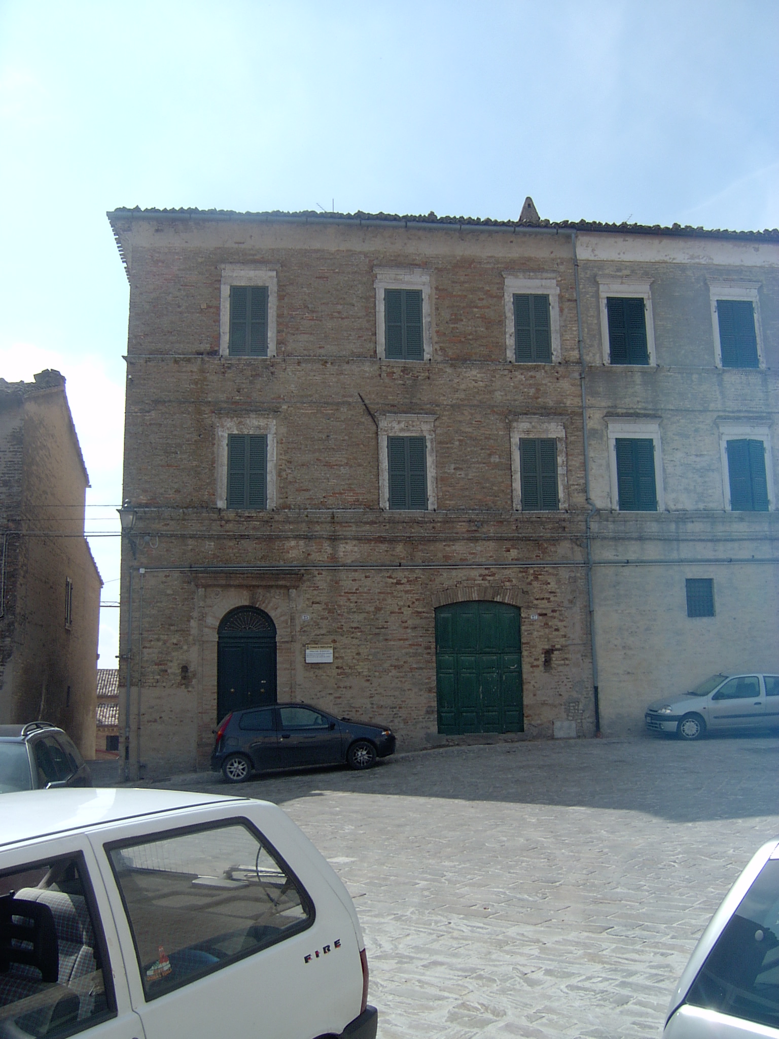 Palazzo Celsi (palazzo, signorile) - Montelupone (MC) 