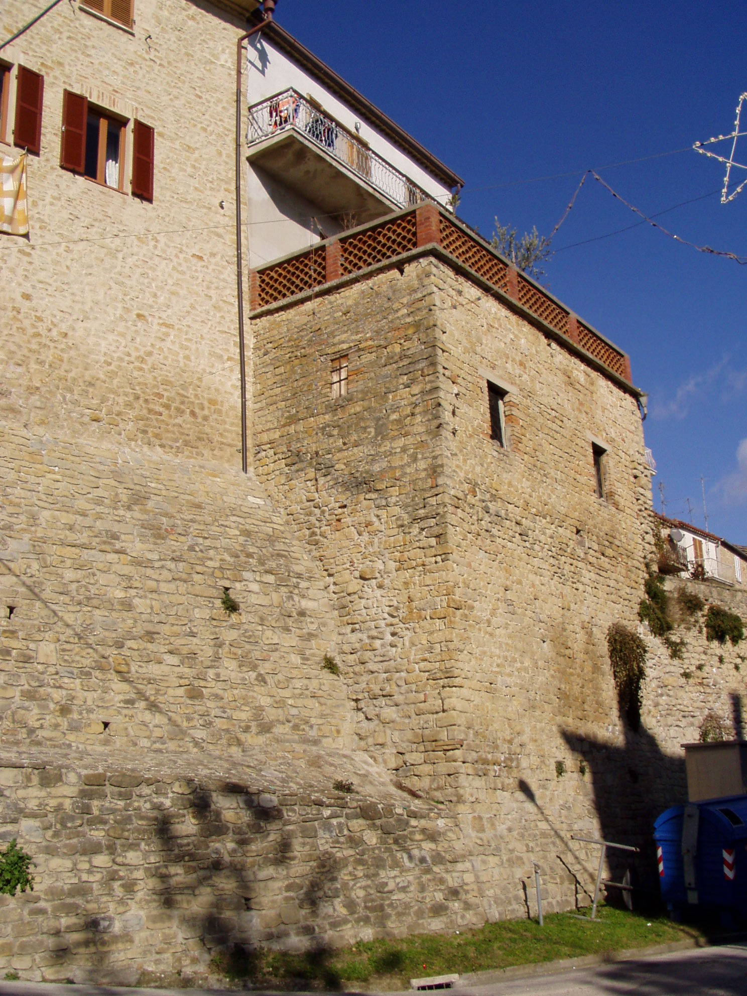 Torre delle mura urbiche (torre, delle mura urbiche) - Penna San Giovanni (MC) 