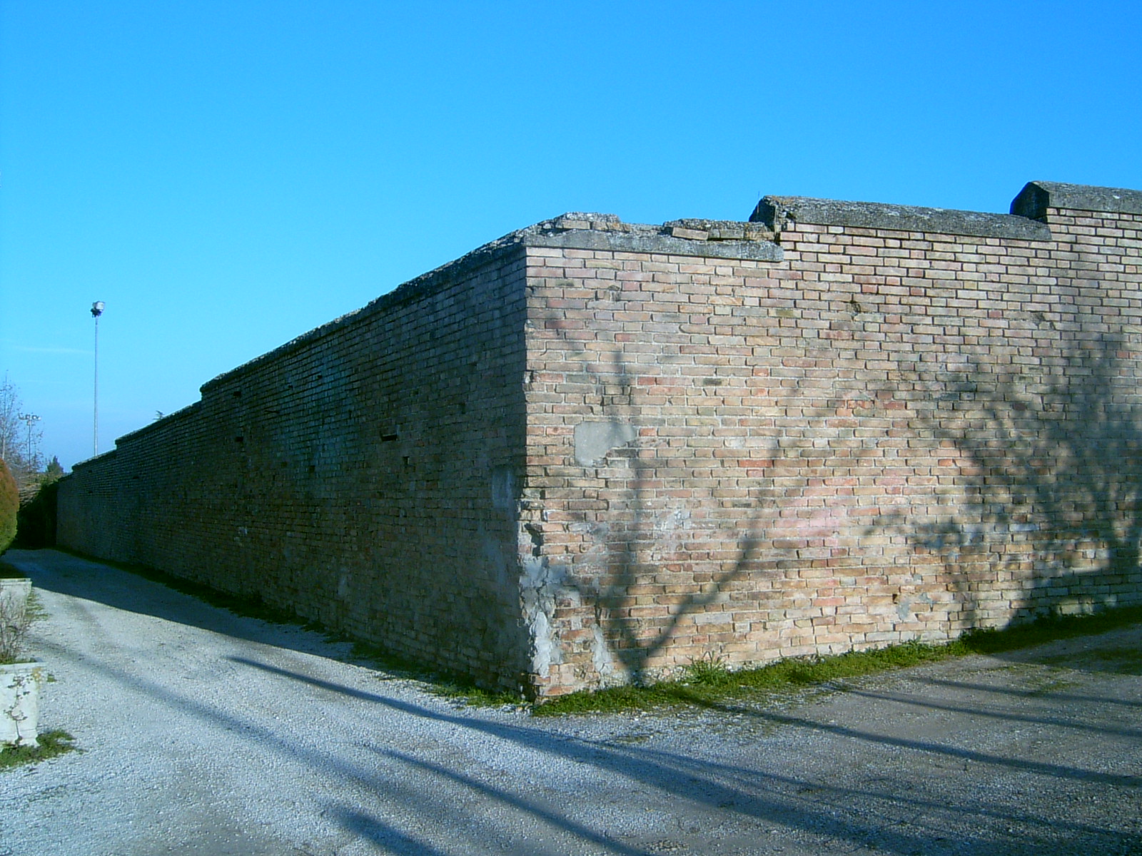 Ex Campo di concentramento (monumento) - Servigliano (AP) 