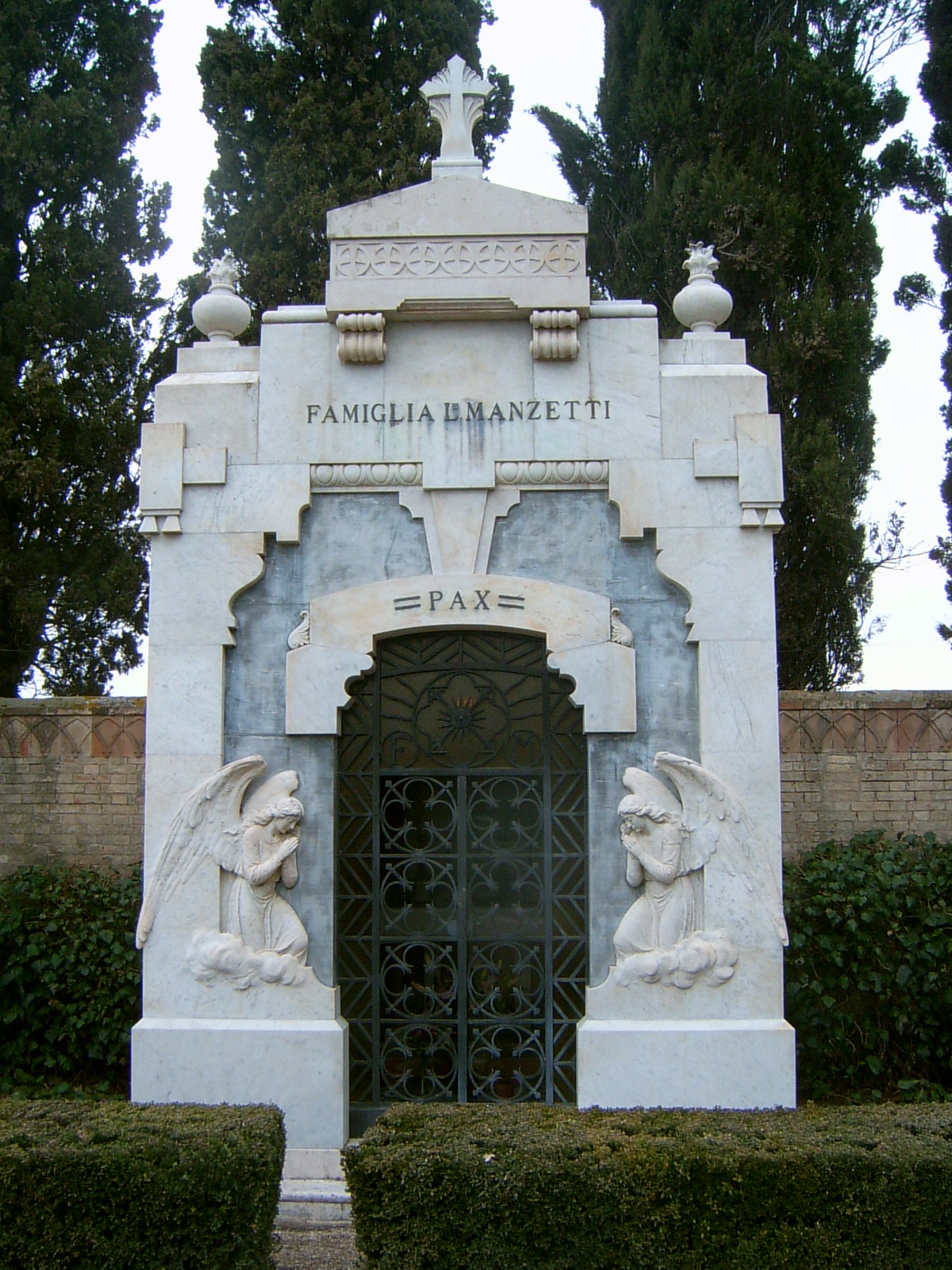 Cappella Manzetti (cappella, funeraria) - Montegranaro (AP) 