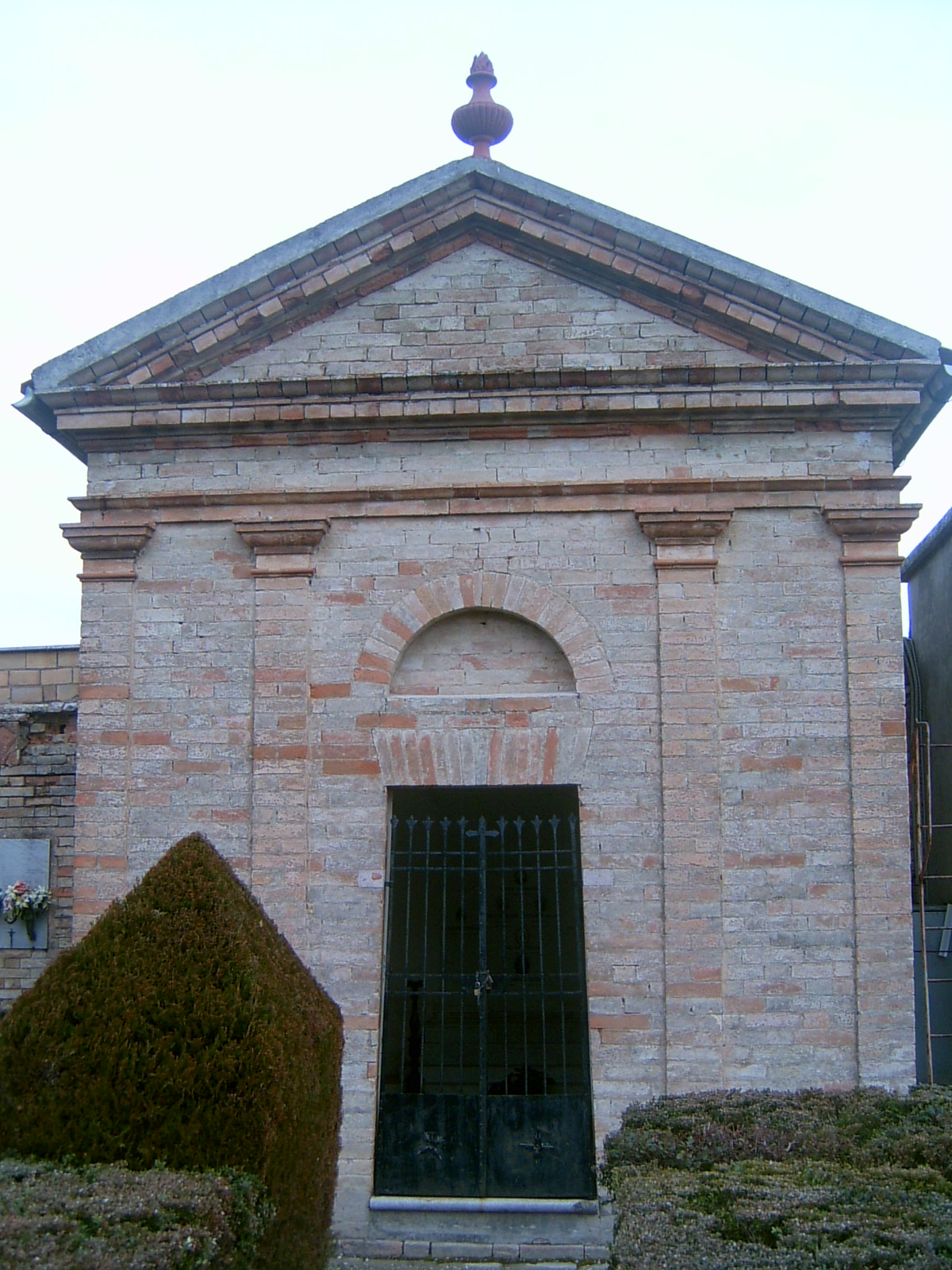 Cappella Cruciani (cappella, funeraria) - Montegranaro (AP) 